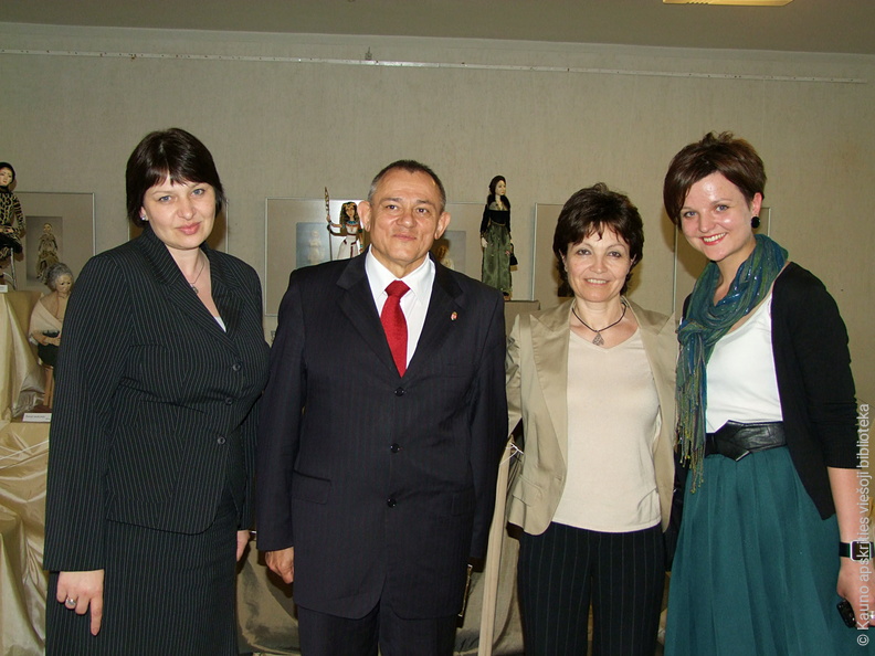 KAVB direktorė Asta Naudžiūnienė, p. Ferenc Blauman, p. Ferencne Blaumann ir Ugnė Daubaraitė