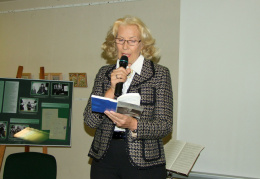 Seimo narė, poetė Dalia Teišerskytė