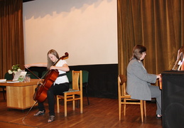 Renginį pradėjo Gailė Šamborskytė ir Gražina Dainauskienė, atlikusios J. Matesono „Ariją violančelei ir fortepijonui“. 