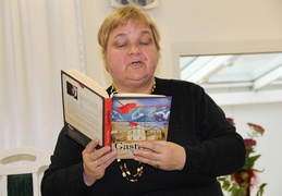 Dovilė Zelčiūtė skaitė romano &quot;Gastrolės&quot; ištrauką