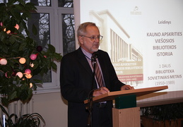 VU prof. Osvaldas Janonis dalinasi įžvalgomis apie naująjį bibliotekos istorijos leidinį