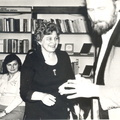 Bibliotekos darbuotojai G. Lukaitytė, K. Romanova, Ch. Spitrys. 1982 m.