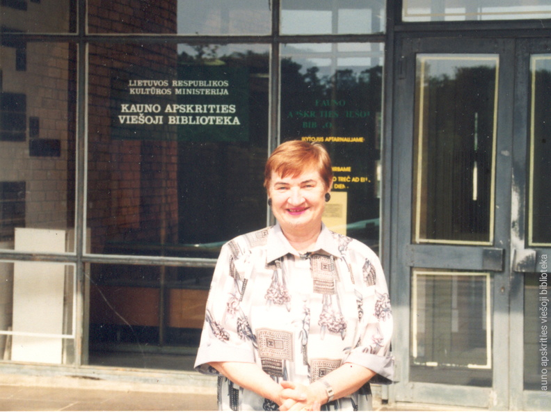 M. Dailidonienė bibliotekoje dirbo nuo 1950 m. spalio 1 d. iki 2000 m. gruodžio 31 d.