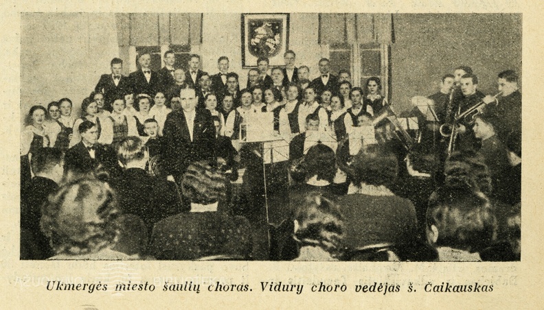 4_Trimitas_1939_nr10_p237_Ukmerges_choras.jpg