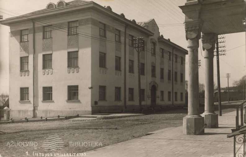 Lietuvos_universiteto_III-ieji_rumai_XXa_3des.jpg